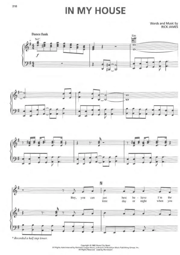 télécharger la partition d'accordéon In my house (Interprètes : Mary Jane Girls) (Disco Funk) au format PDF
